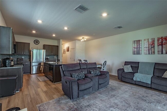 Photo - 3005 Suncoast Blend Dr