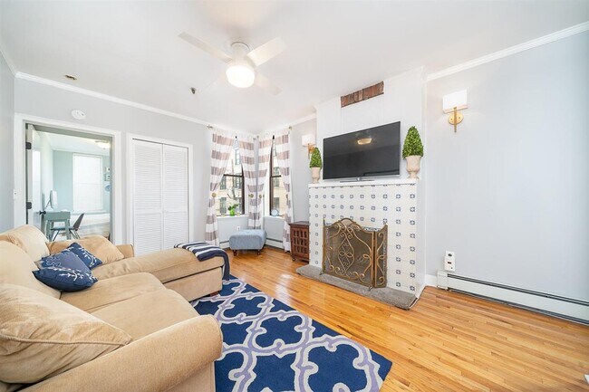 Photo - 132 Madison St Unit 2R