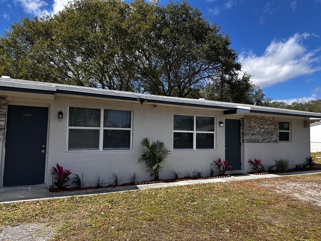 Photo - 5501 SW 32nd Ct Unit North