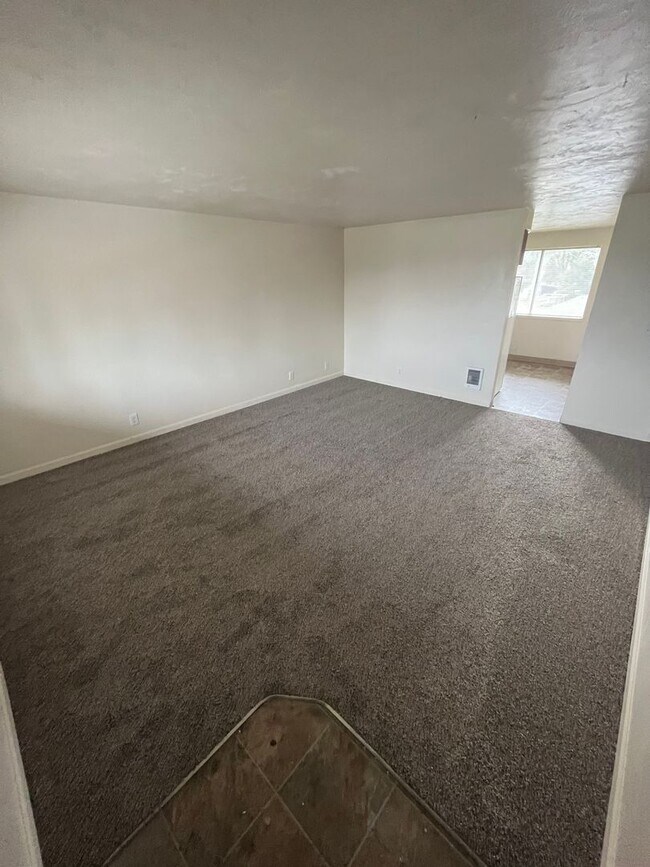 Photo - 520 S 42nd St Unidad D