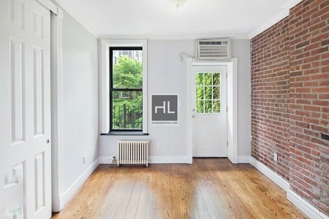 Photo - Perry Street Unit 16