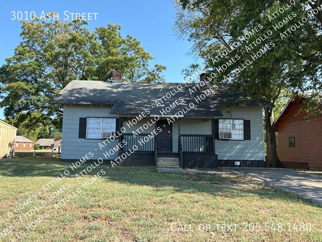 Building Photo - 3010 Ash St