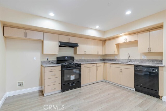 1466 Tamarind Ave Unidad 401