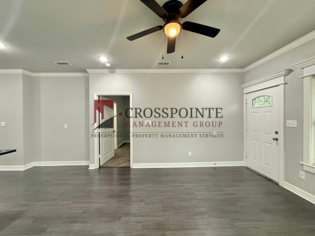 Photo - Tour Today! 3 Bedroom, 2 Bathroom Duplex!