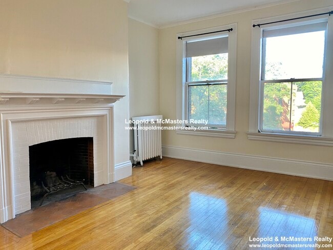 Photo - 2 Ware St