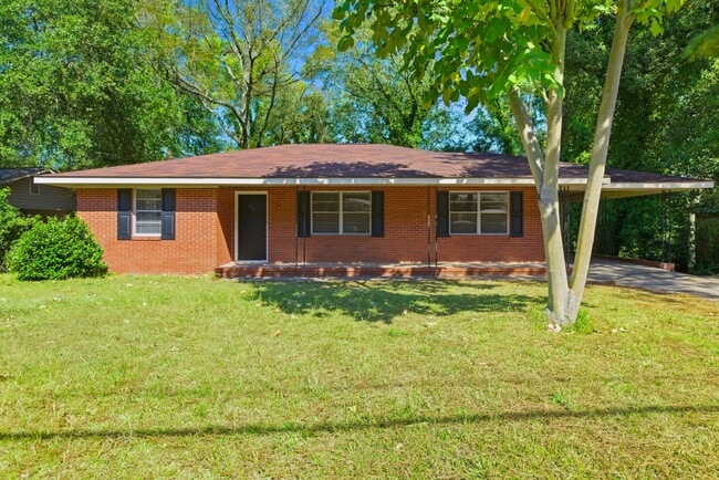 Building Photo - Updated 3BR/2BA Home in Phenix City, AL