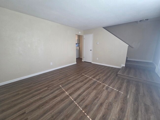 Photo - 20077 Redwood Rd