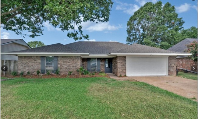 Heart of Bossier - Remodeled! - Heart of Bossier - Remodeled! Casa