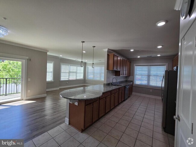 Building Photo - 9521 Bastille St Unit 108 Rental
