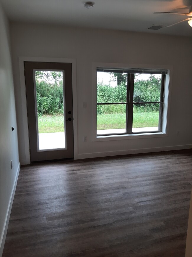 Photo - The Gardens Of Dubuque