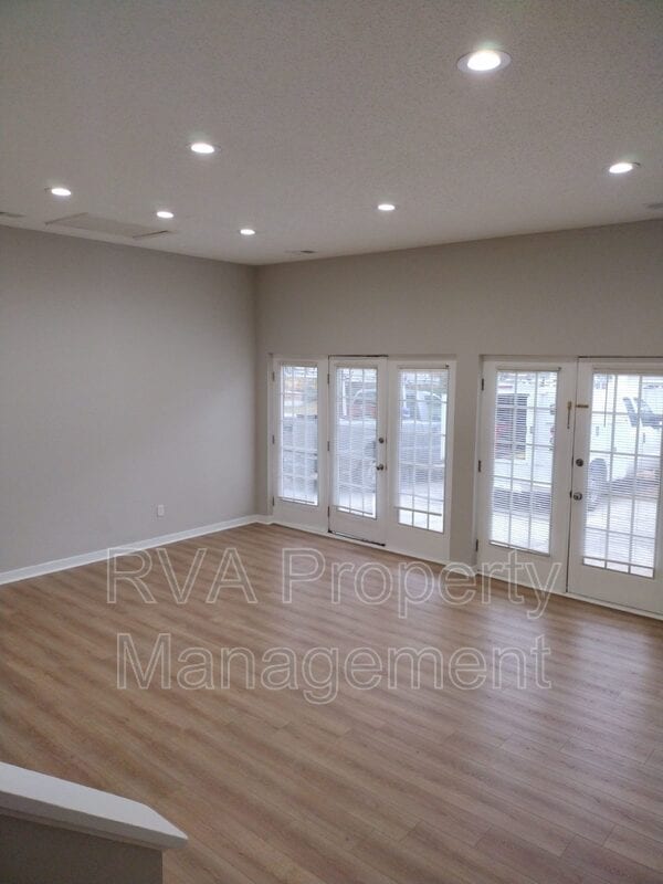 Photo - 3902 Birdbrook Dr