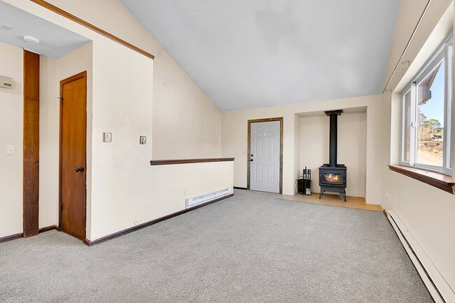 Photo - 26172 Center Dr