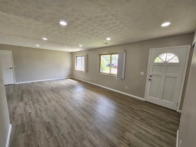 Photo - 7779 Cedar Wood Cir
