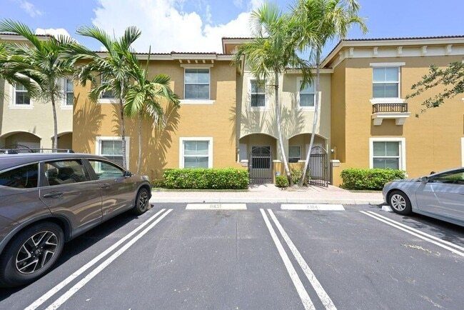 Photo - 297 Lake Monterey Cir