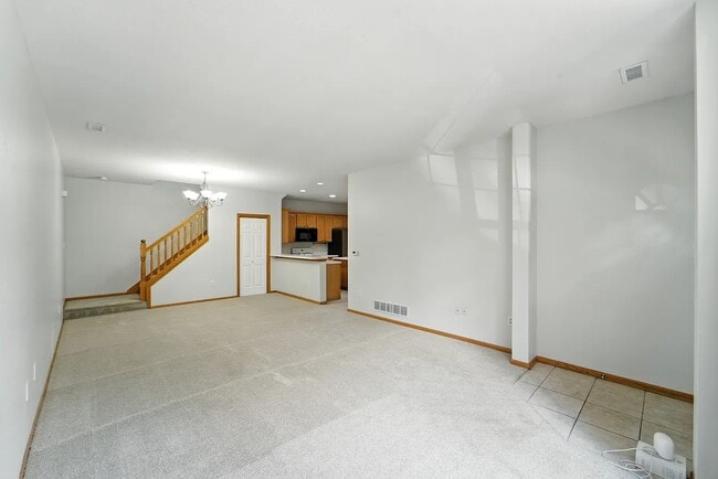 Photo - 277 S 79th St Casa Adosada