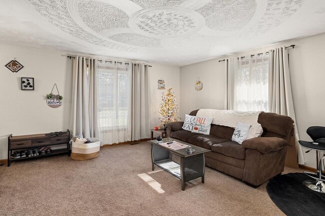 Photo - 1341 N Stewart Rd Unit 1341 Stewart