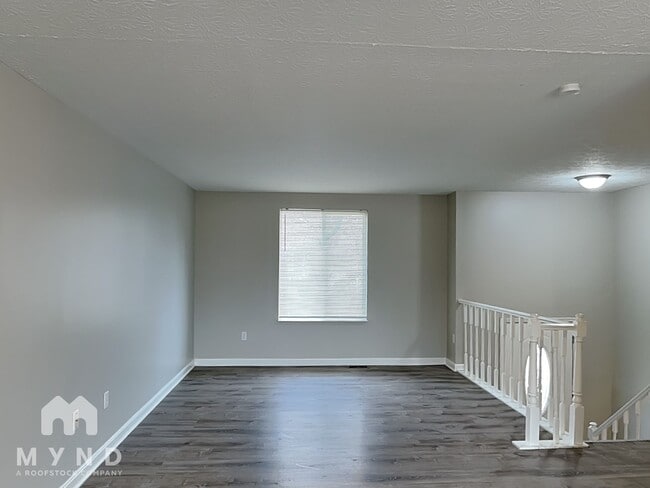 Photo - 3799 Farm Brook Ln