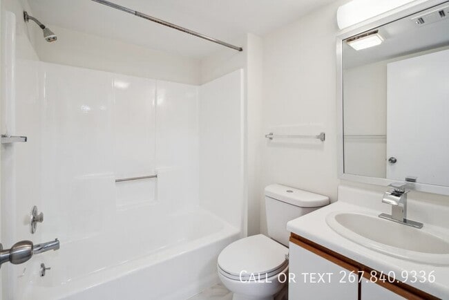 Photo - 400 College Park Dr Unit 406
