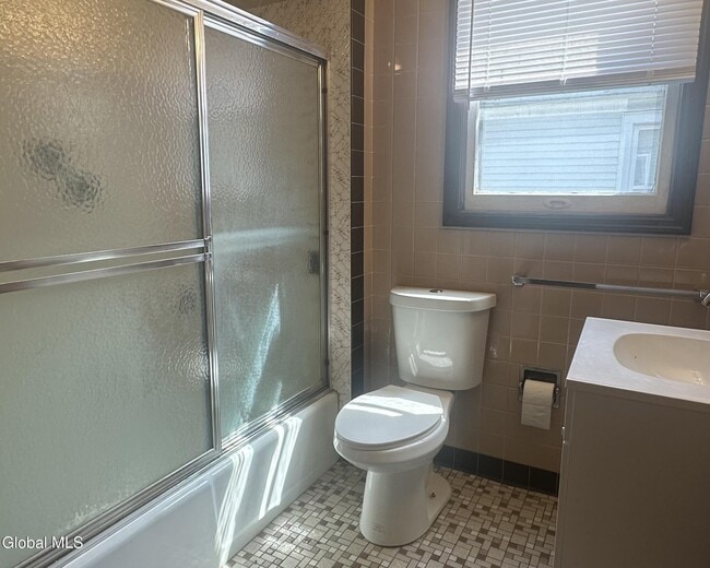 Photo - 1617 Campbell Ave