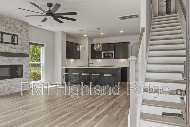 Photo - 6084 Ivory Ln