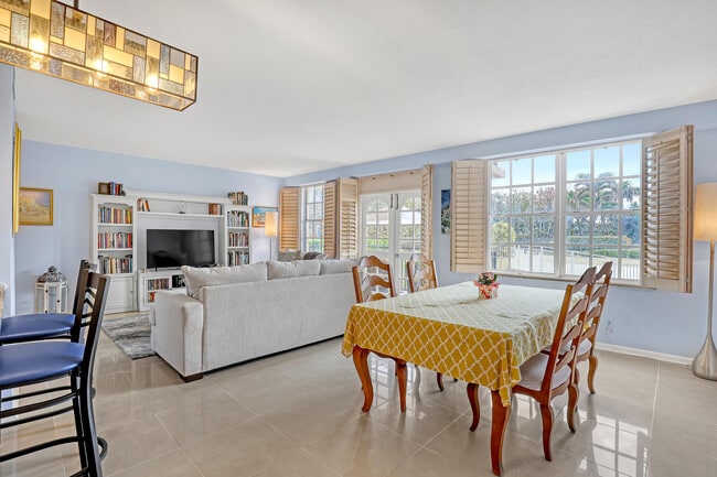 Photo - 3475 S Ocean Blvd Unidad 1050