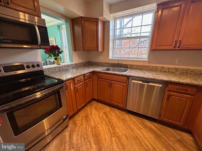 Photo - 3541 39th St NW Unit C507