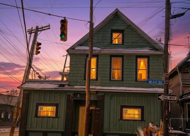 Photo - 3356 W 44th St