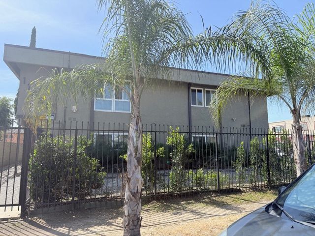 Building Photo - 11820 Hart St