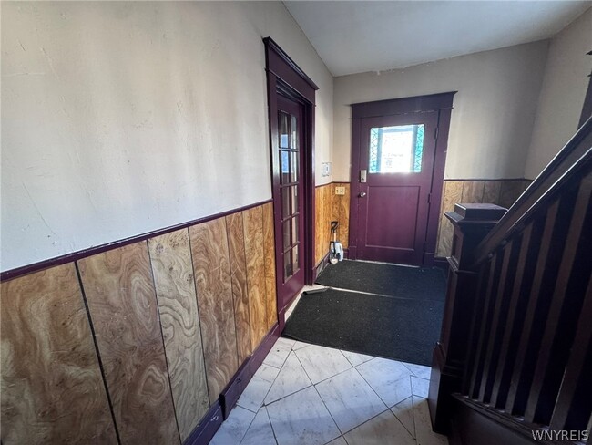 Photo - 55 Parkwood Ave