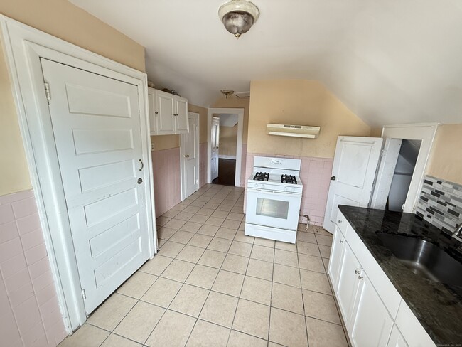Photo - 100 Garfield Ave Unit 3 FL