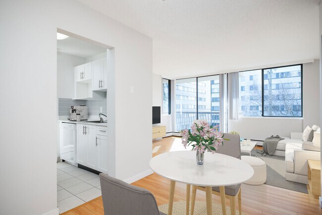 Photo - Dogwood Unit 00501