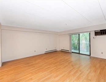 Building Photo - 135 Pleasant St Unit 307