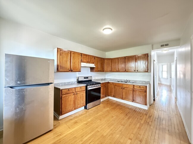 4251 W Haddon Ave Unit 3