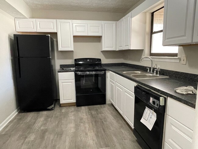 Photo - Spacious 2 Bedroom/2 Bath Townhome