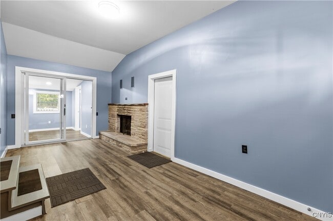 Photo - 105 Cooper Ave