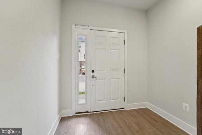 Photo - 7728 Lexington Ct