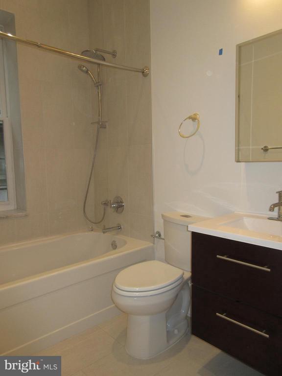 Photo - 126 S 16th St