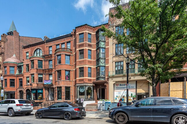 Photo - 173 Newbury St