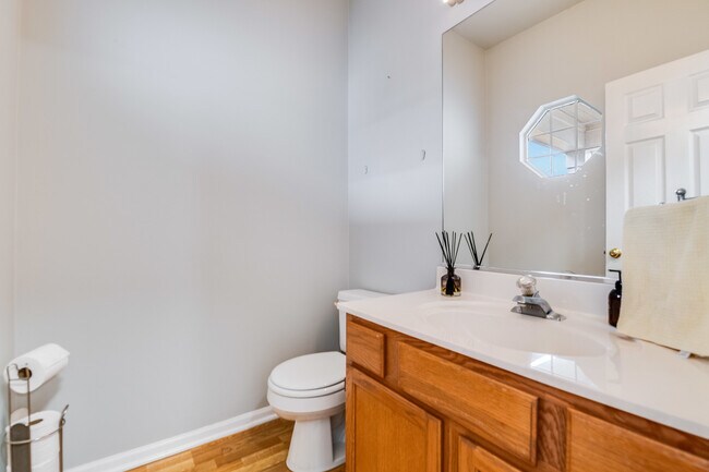 Photo - 8257 Ripple Ridge