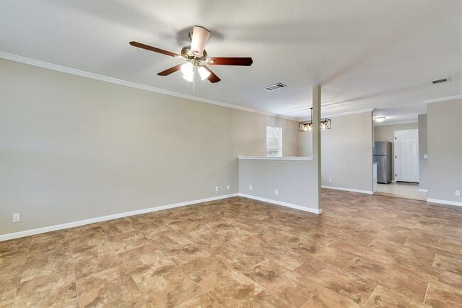 Photo - 3000 Meadow Ln