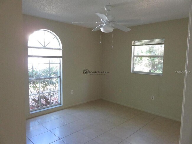 Photo - 1527 Count Nicholas Ct