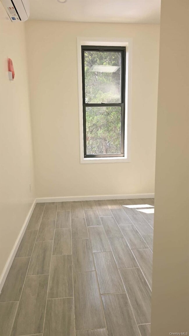72-16 62nd St Unidad 2