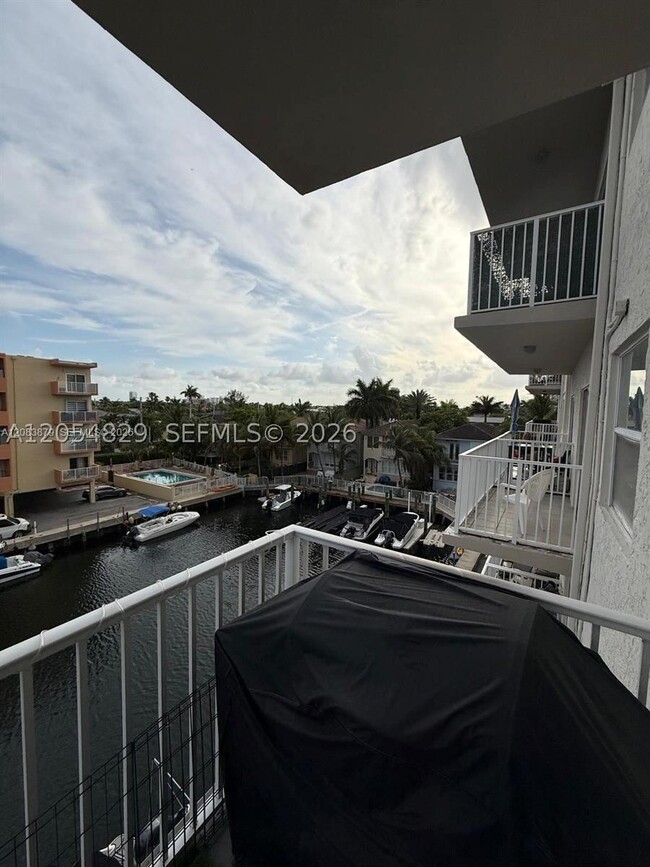 Photo - 3536 NE 168th St Unit 403