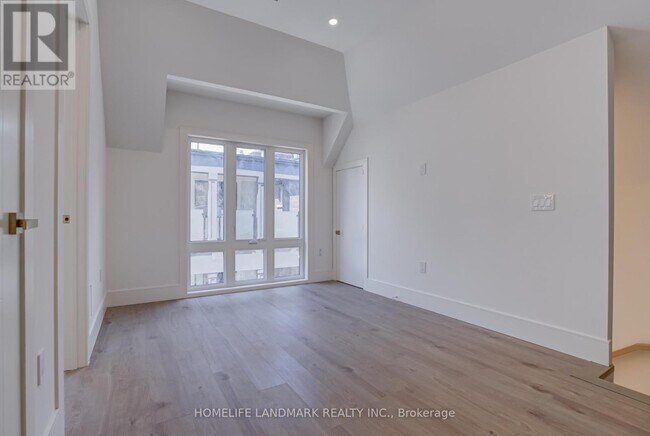 Photo - 23 Coulson Ave