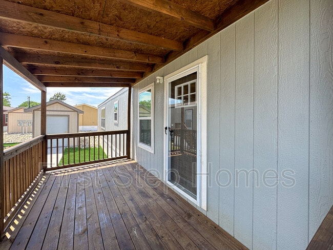 Photo - 237 Noriker Dr