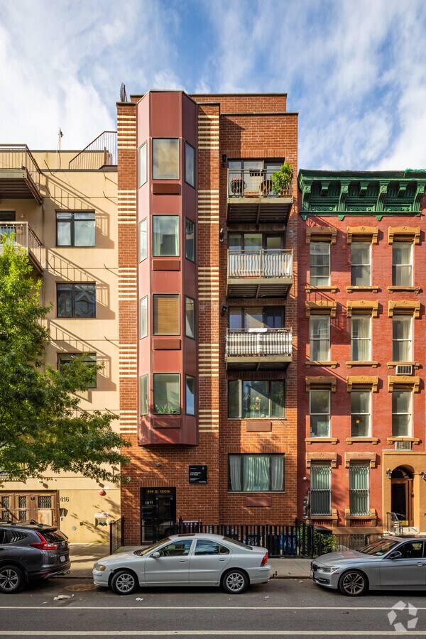 Photo - 414 E 120th St