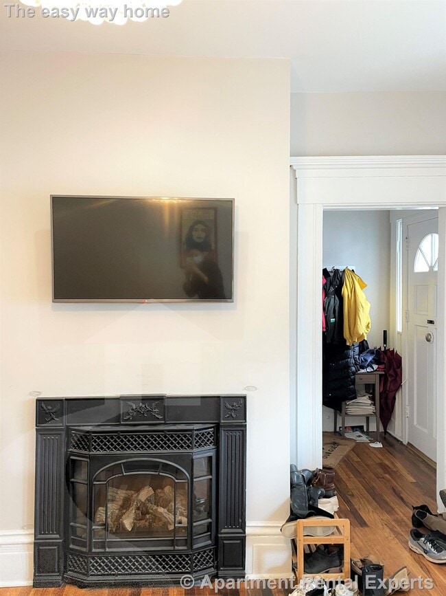 Photo - 2 Worcester St