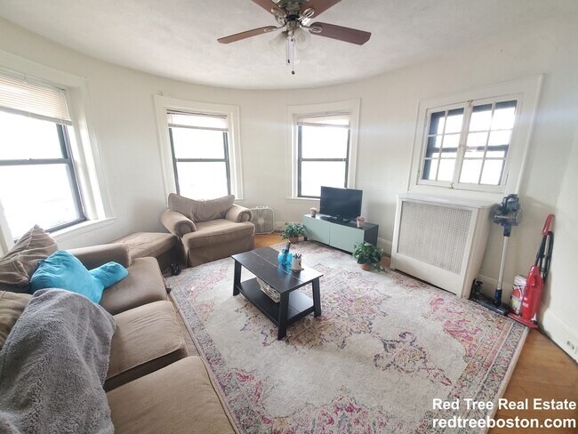 Photo - 1474 Commonwealth Ave Unit 2