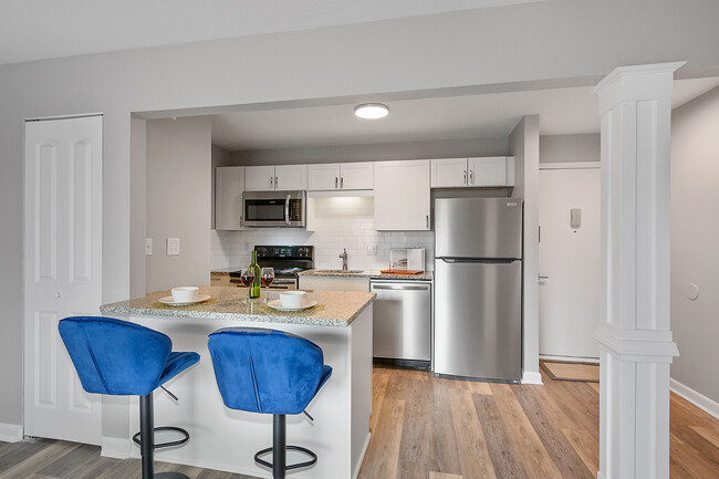 Gorgeous Kitchens - 8Ninety at Loveland Apartments