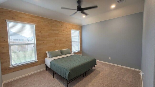 2500 Rough Berry Rd